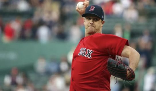Lanzador de Red Sox es suspendido 80 juegos en MLB
