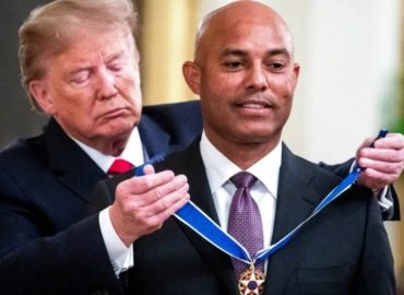 Expelotero panameño Mariano Rivera recibe Medalla de la Libertad