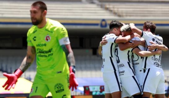 Pumas mantiene el invicto tras golear a Xolos