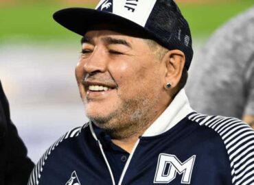 Abogado de Maradona: hijas le robaron y abandonaron