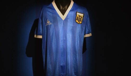 Camiseta de Maradona de México 1986 se subastó en 9.28 mdd