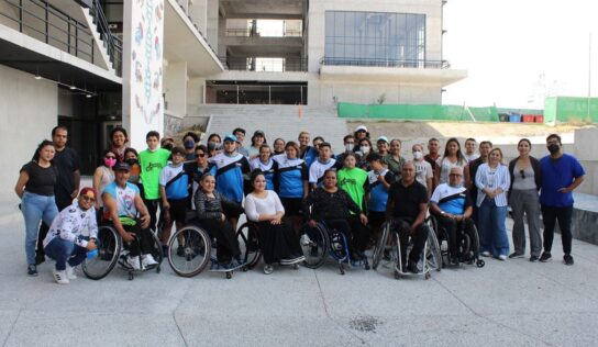 Paraatletas queretanos brindan exhibición en la UNAM campus Juriquilla