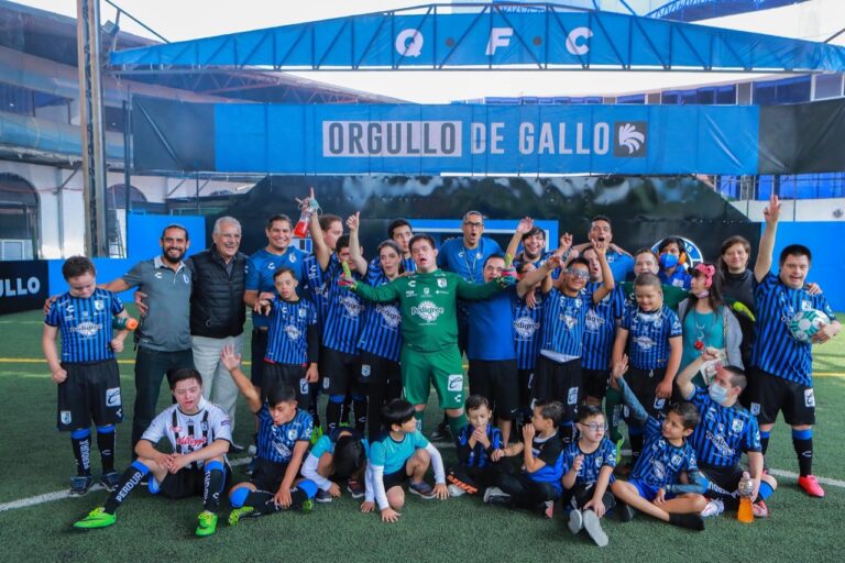 Gallos Smiling: El equipo que hace sonreír a Querétaro