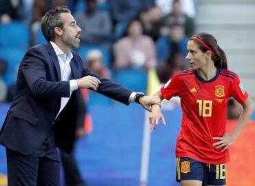 Quince jugadoras renuncian a la selección española
