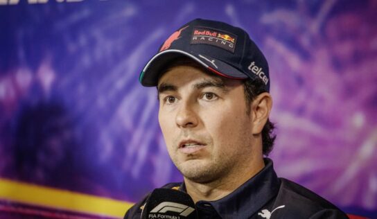 ‘Checo’ Pérez queda cuarto en primer ensayo del GP de Singapur