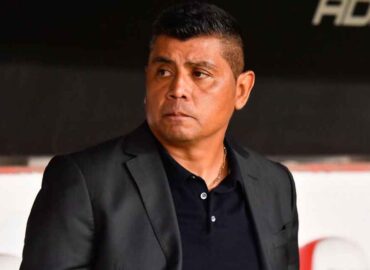 <strong>Mauricio Culebro rechaza que ‘Chima’ Ruiz se juega el puesto en el Clásico Regio</strong>