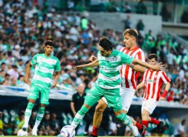 Sporting de Gijón supera a Santos Laguna en partido amistoso