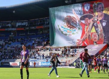 Pachuca rinde tributo a Jenni Hermoso con mural