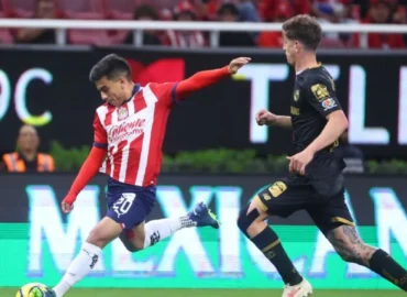 Consigue Chivas primer triunfo del torneo ante Toluca por 3-2