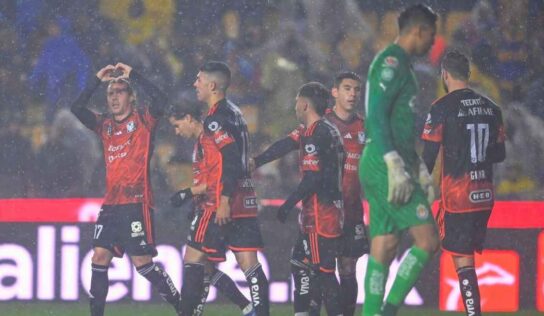 Tigres propina primer descalabro a Fernando Gago con las Chivas